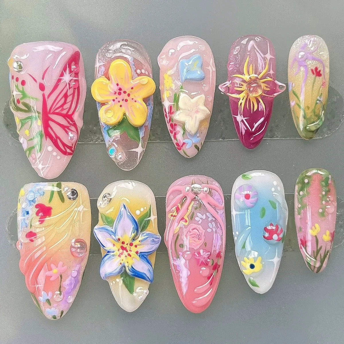 Flora Press-On Nails - 24pcs