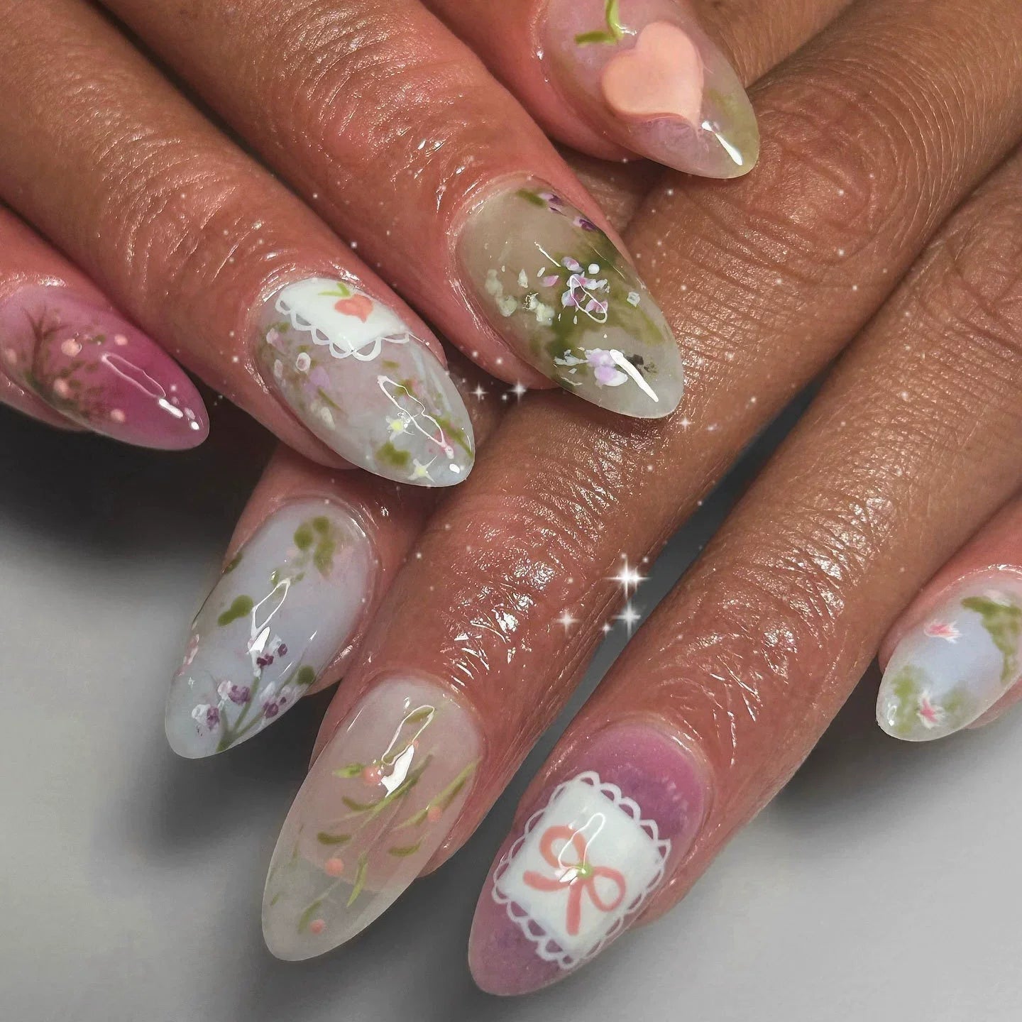 Flora Press-On Nails - 24pcs